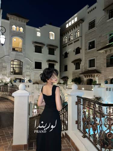 فستان اسود بريش  - XS