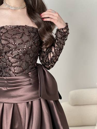 فستان يارا بني سهره  - ‏(XS)الصدر:30انش,الخصر:24انش