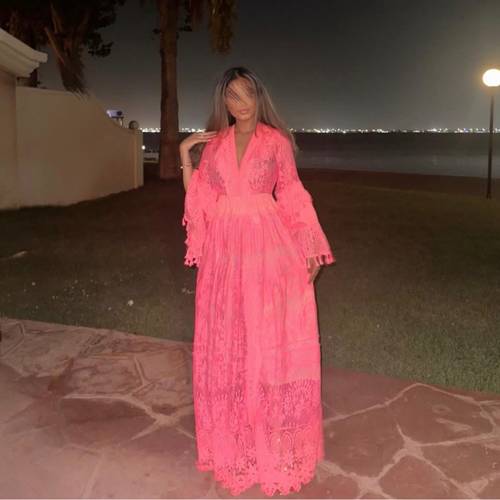 pink dress