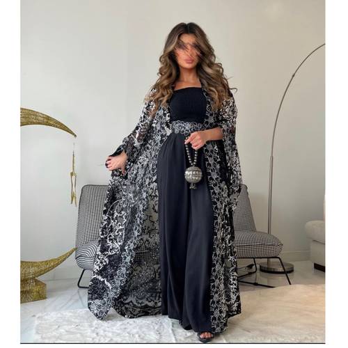 black set