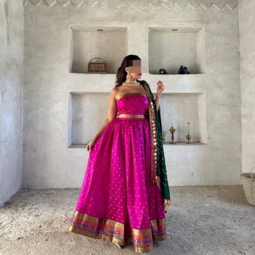 fushia saree