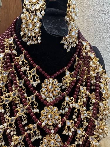 عقد