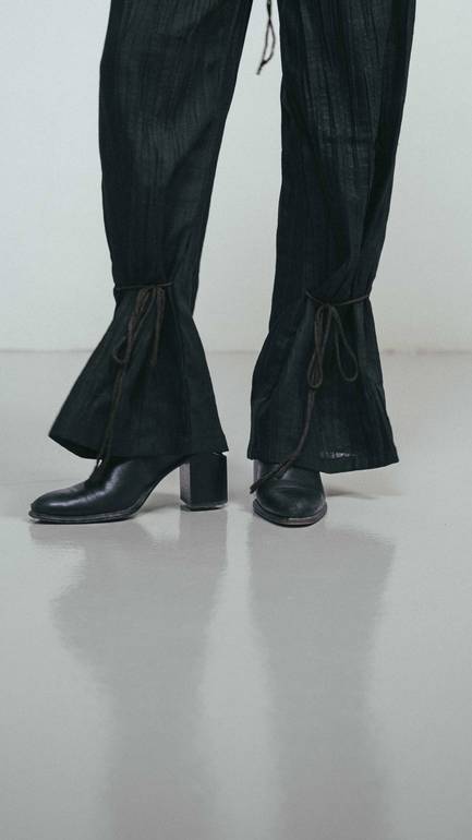 NOIR BLOOM PANTS