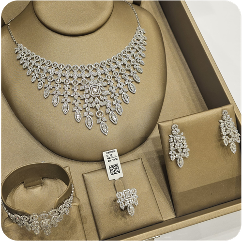 White Gold Set - 18K