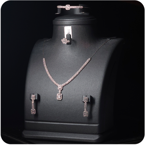 طقم ذهب أبيض - 18K