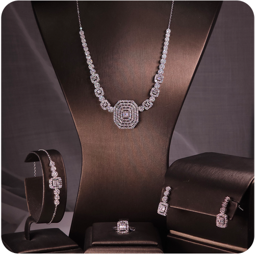 طقم ذهب ابيض - 18K