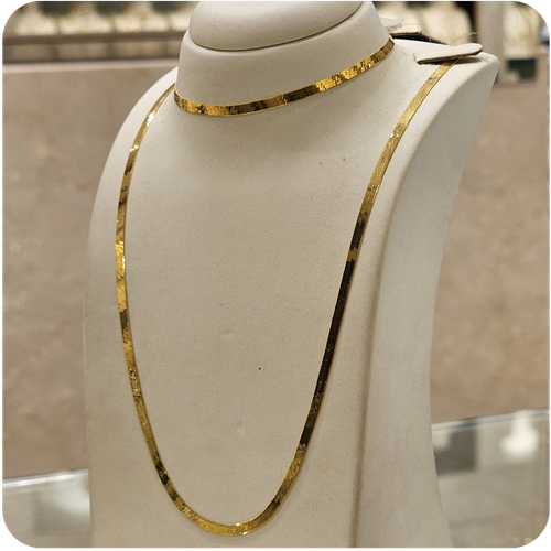 Gold Flat Necklace and Bracelet - 21K