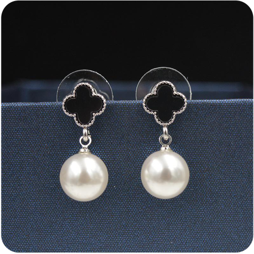 Silver Earring With Freshwater Pearls - 925K