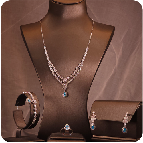 White Gold Set - 18K
