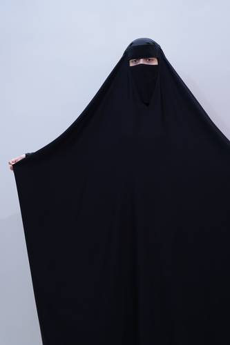 عباية رأس بشت 