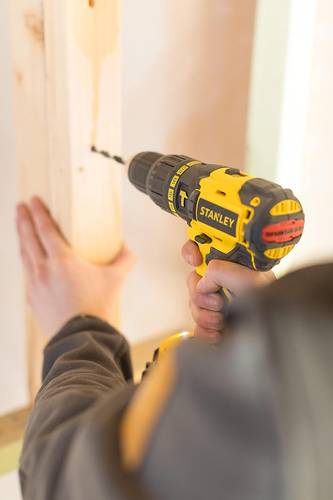 Stanley Power Tool,Cordless 18V 2Ah BRushless Li-Ion Drill Driver,Sbh20D2K-B5