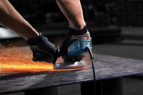 Bosch Professional Angle Grinder GWS 9-125 - 900W Motor, 125 mm Disc, Ergonomic Design with Accessories