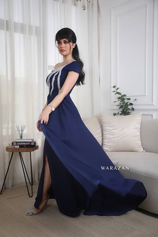 فستان سهرة ماسك بتطريز