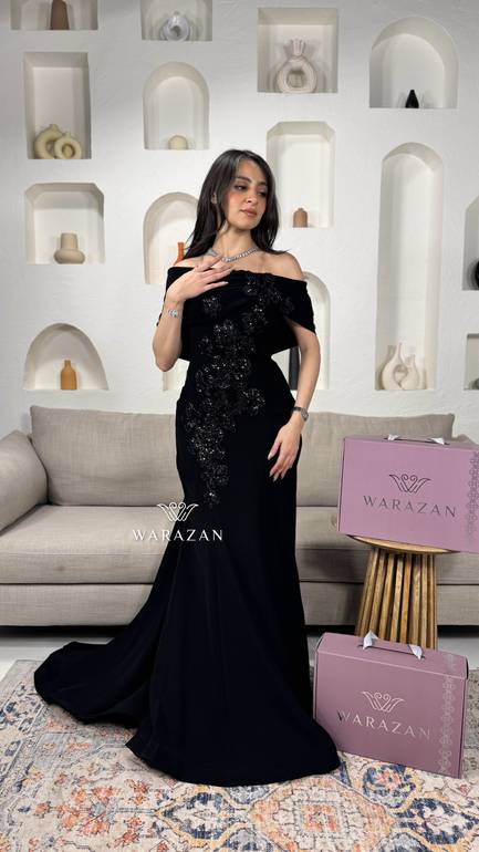 فستان سهره بتطريز كرستال اسود 