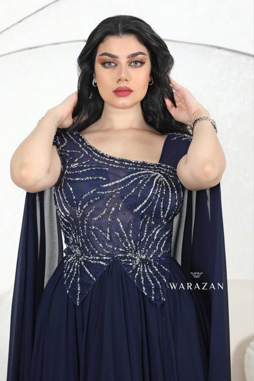 فستان سهرة شيفون بتطريز راقي وأكمام طويلة