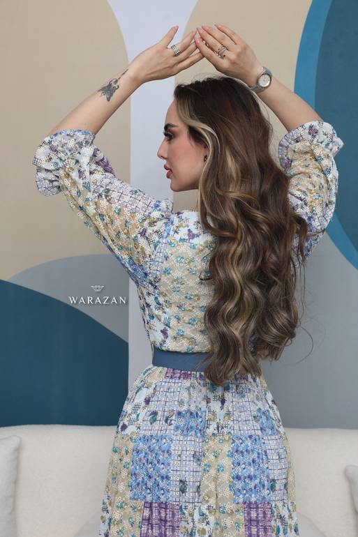 فستان ميد مشجر بلونين مع حزام 