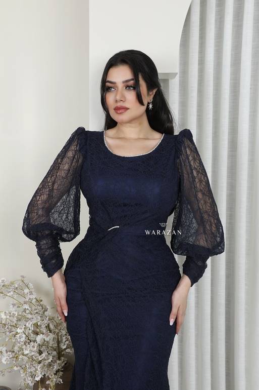 فستان سهرة ملكي بتفاصيل خاصه