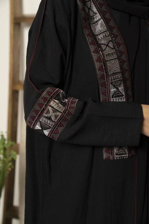عباية نص بشت كريب بحريني مع طرحه سوداء