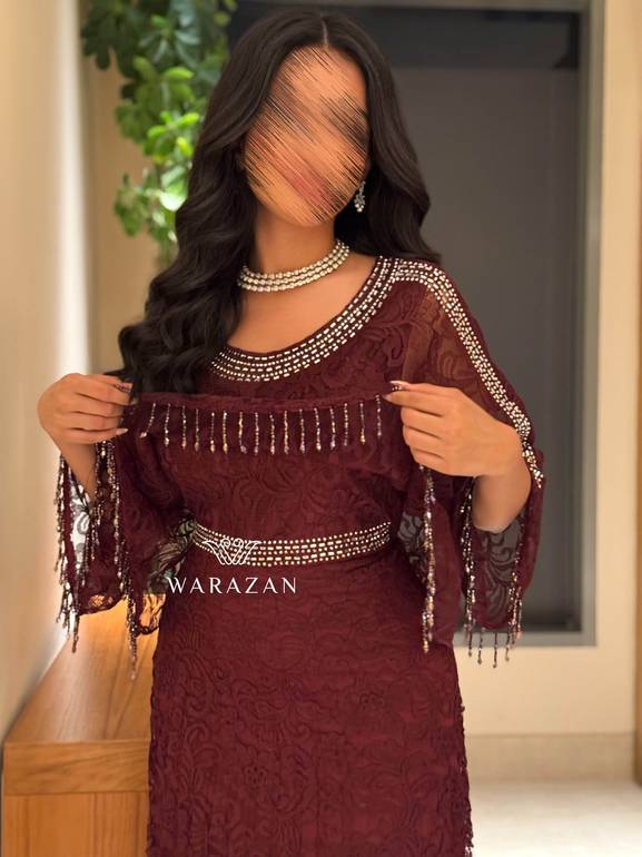 فستان دانتيل
