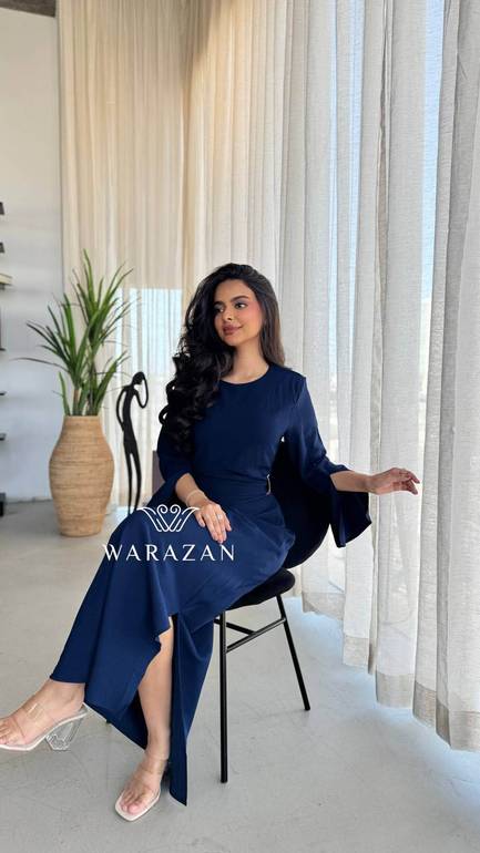 فستان سهرة ناعم بمسكه من الخصر