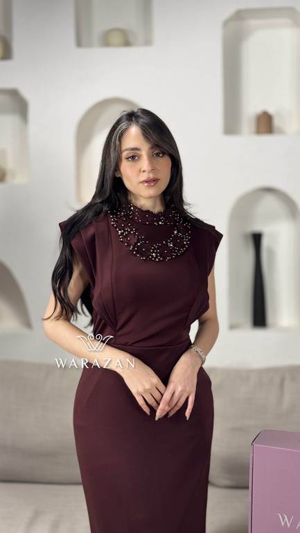 فستان سهره بكرستال من الرقبه 