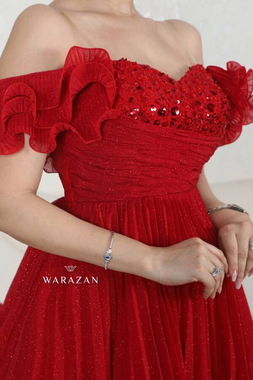 فستان سهرة أحمر فخم بأكمام كركرشة 