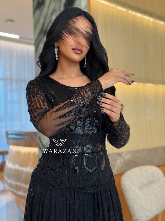فساتين سهرة ملكي دانتيل وترتر فخم 