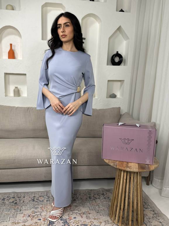 فستان سهرة ناعم بمسكه من الخصر