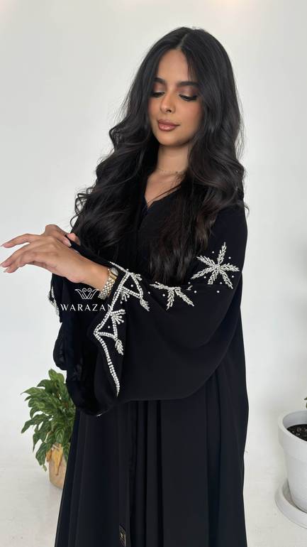 عباية للمناسبات بتطريز شك من الكم 