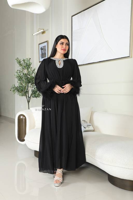 فستان ساتر انيق باكمام ريش