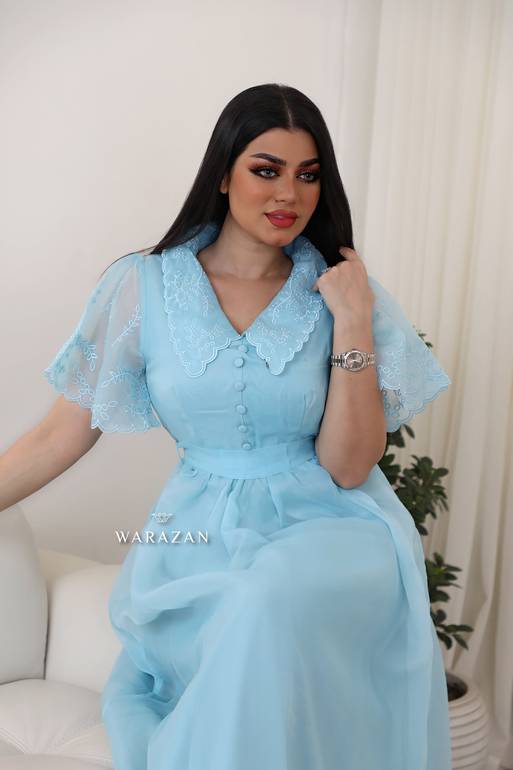 فستان ميد نص كم بأزرار