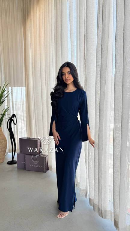 فستان سهرة ناعم بمسكه من الخصر