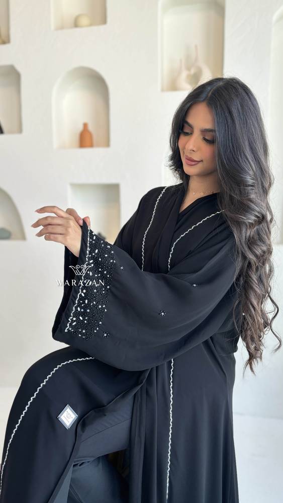 عباية انيقة بتطريز شك 