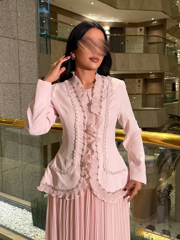 فساتين ناعمة للعيد