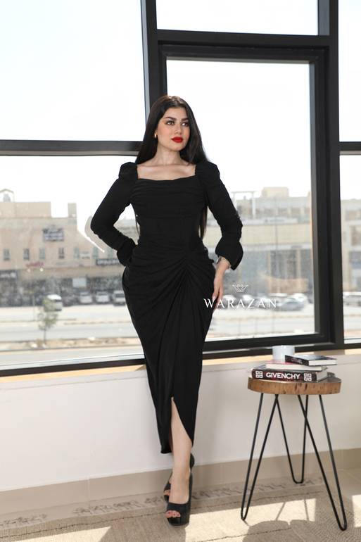 فستان سهرة ناعم ماسك جميل بقصة من الخصر