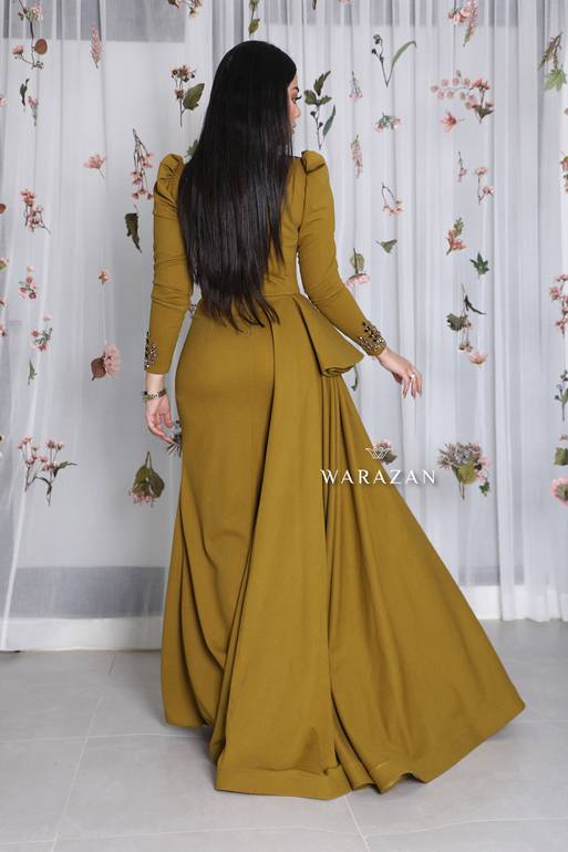 فستان سهرة طويل ماسك و ساتر بتطريز 