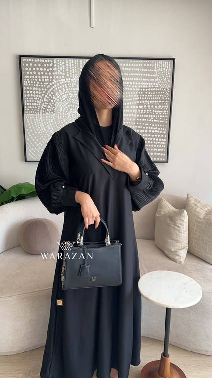 عباية كلاسيك فخمة كسرات من الكم 