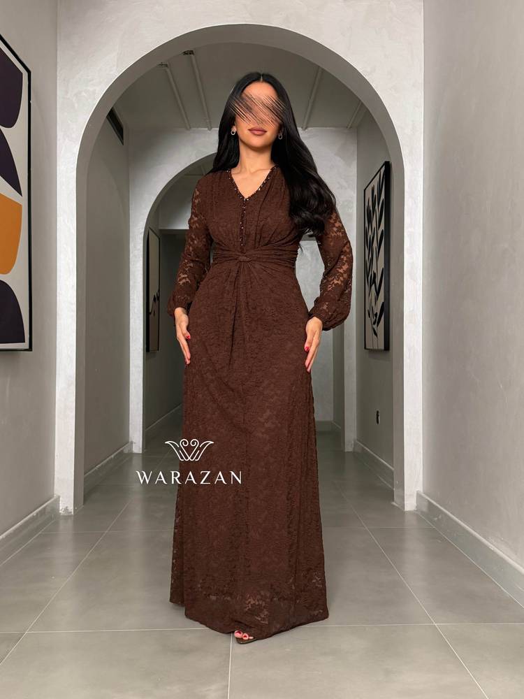 فستان دانتيل بزم من الخصر 