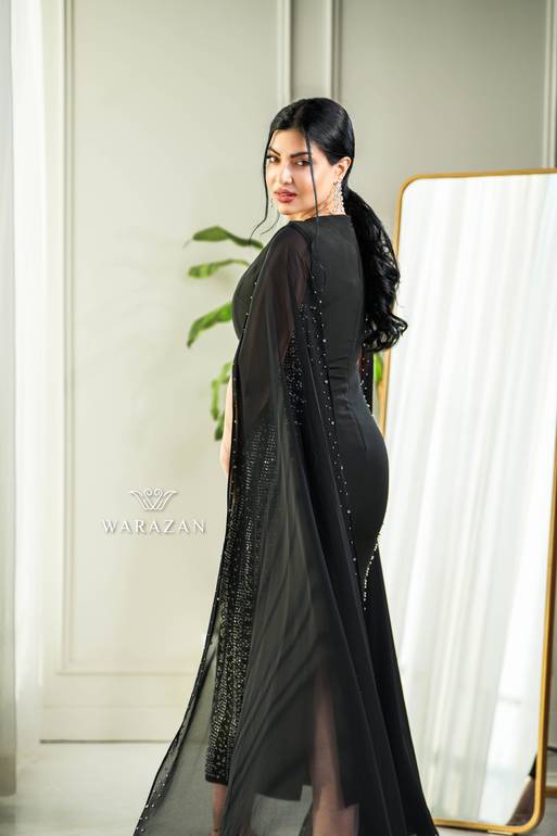 فستان سهرة ناعم للمناسبات بأكمام طويلة