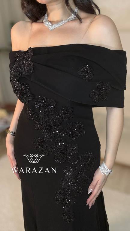 فستان سهره بتطريز كرستال اسود 