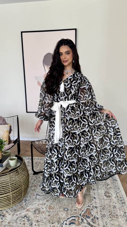جلابية راقية مع حزام 