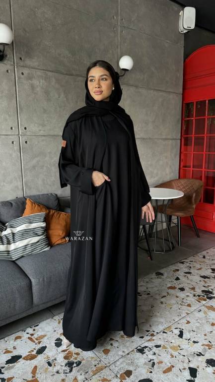 عباية رسمية ساترة للعيد والدوام بفتحة جانبية وجيوب