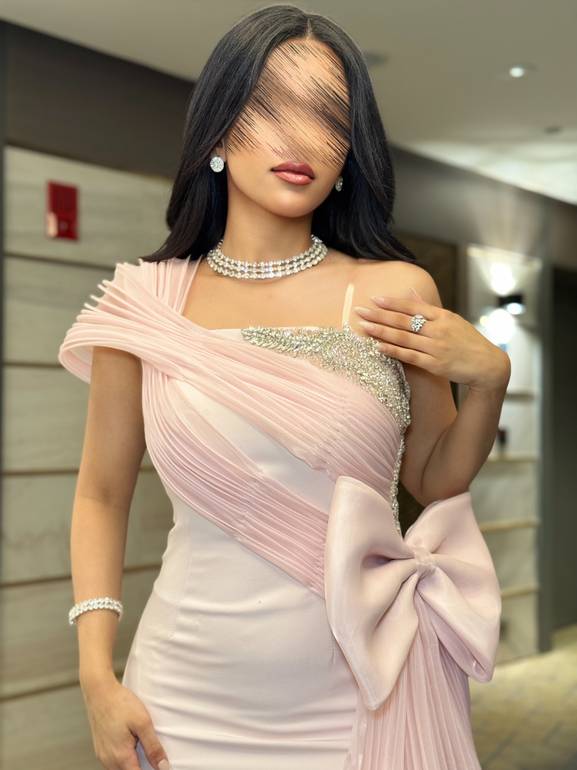 فستان سهرة راقي للمناسبات مع فيونكة 
