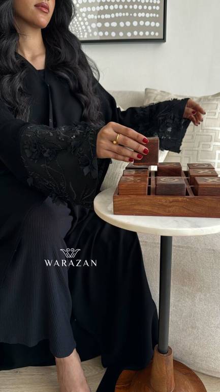 عباية ليالي 