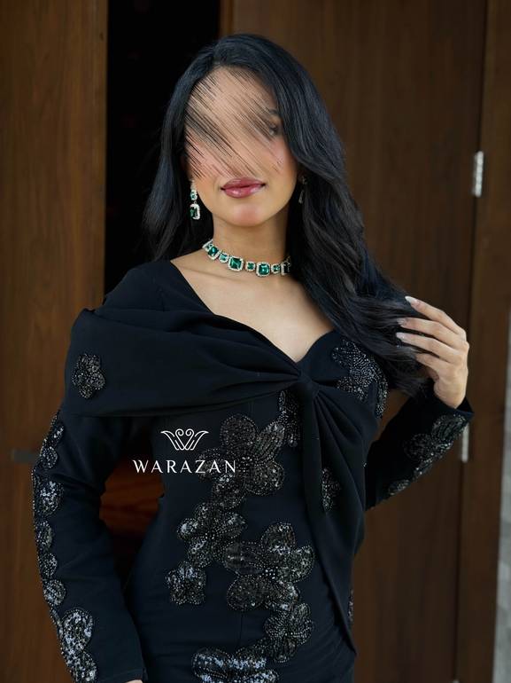 فستان سهره بفيونكة من الصدر و اكمام 