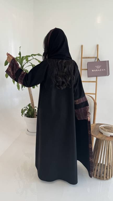 عباية شمواه بأكمام كشميري بألوان متعددة
