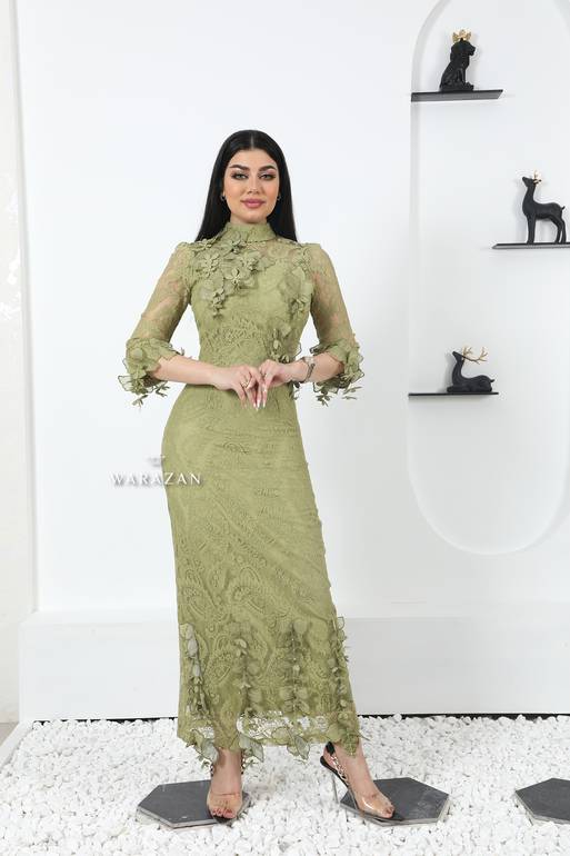 فستان سهرة طويل وناعم دانتيل