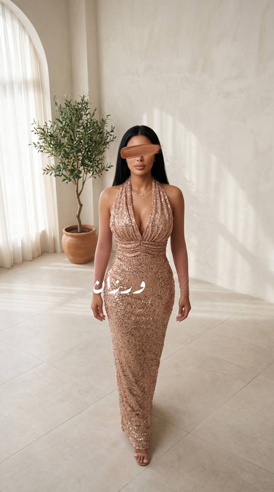 فستان سهرة ذهبي طويل بترتر لامع