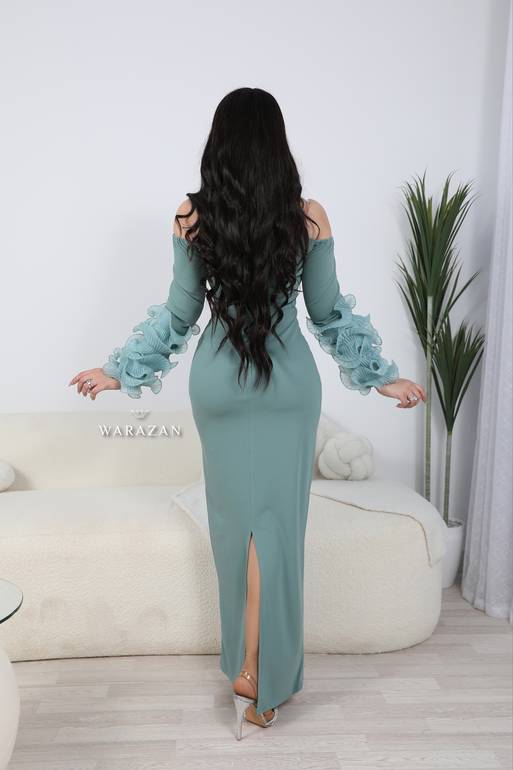 فستان سهرة طويل وناعم ماسك  