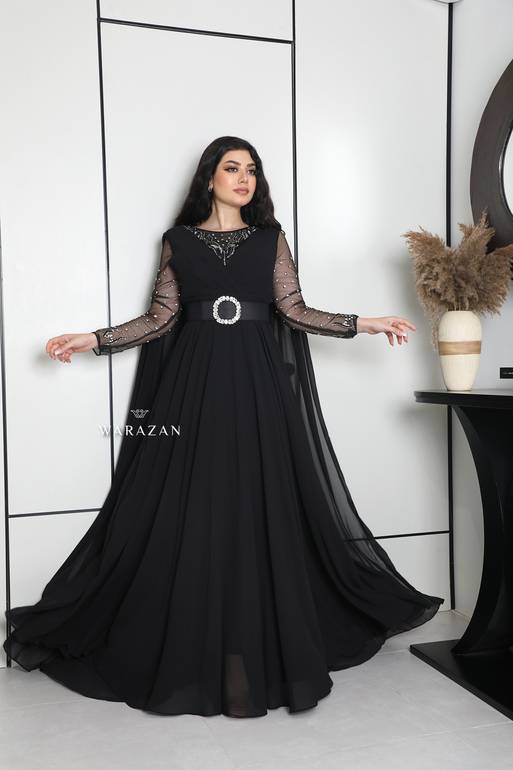 فستان سهرة باكمام شفافه و حزام من الخصر